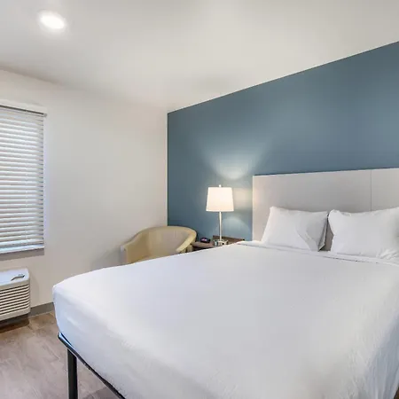 Woodspring Suites Gurnee - Chicago