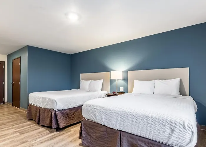 Woodspring - Chicago 2* Gurnee